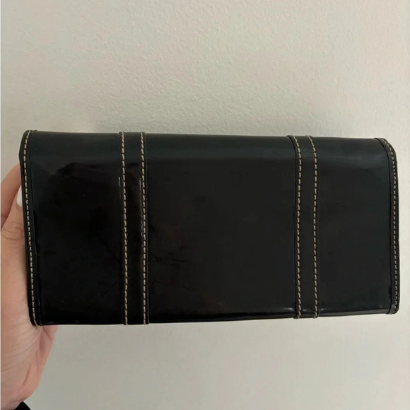 Maxx New York Patent Leather  Wallet - Picture 2 of 4